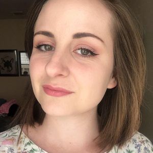 Meet your Posher, Michaela